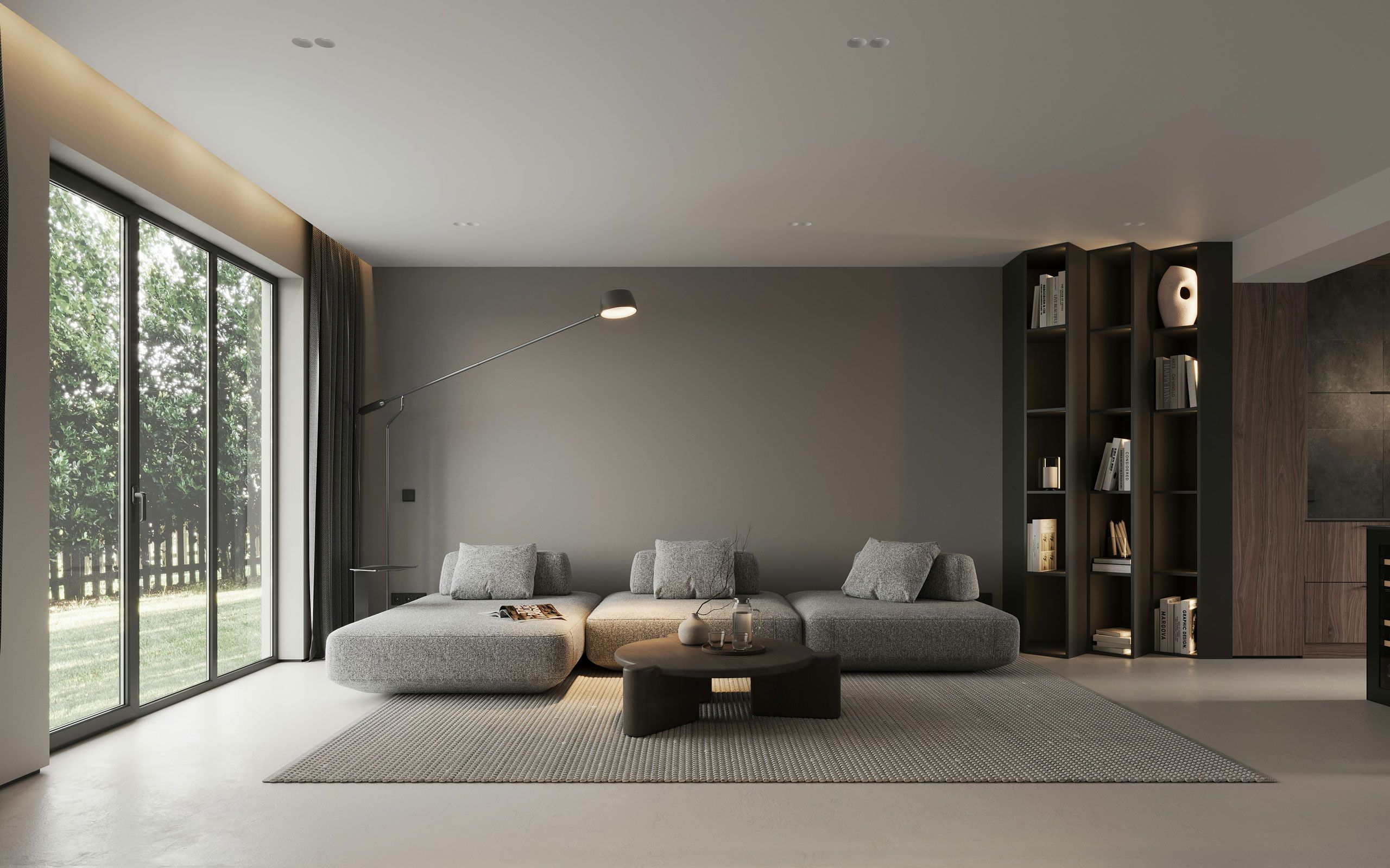 Modernes minimalistisches Wohnzimmer mit grauem Sofa großer Fensterfront und Regal